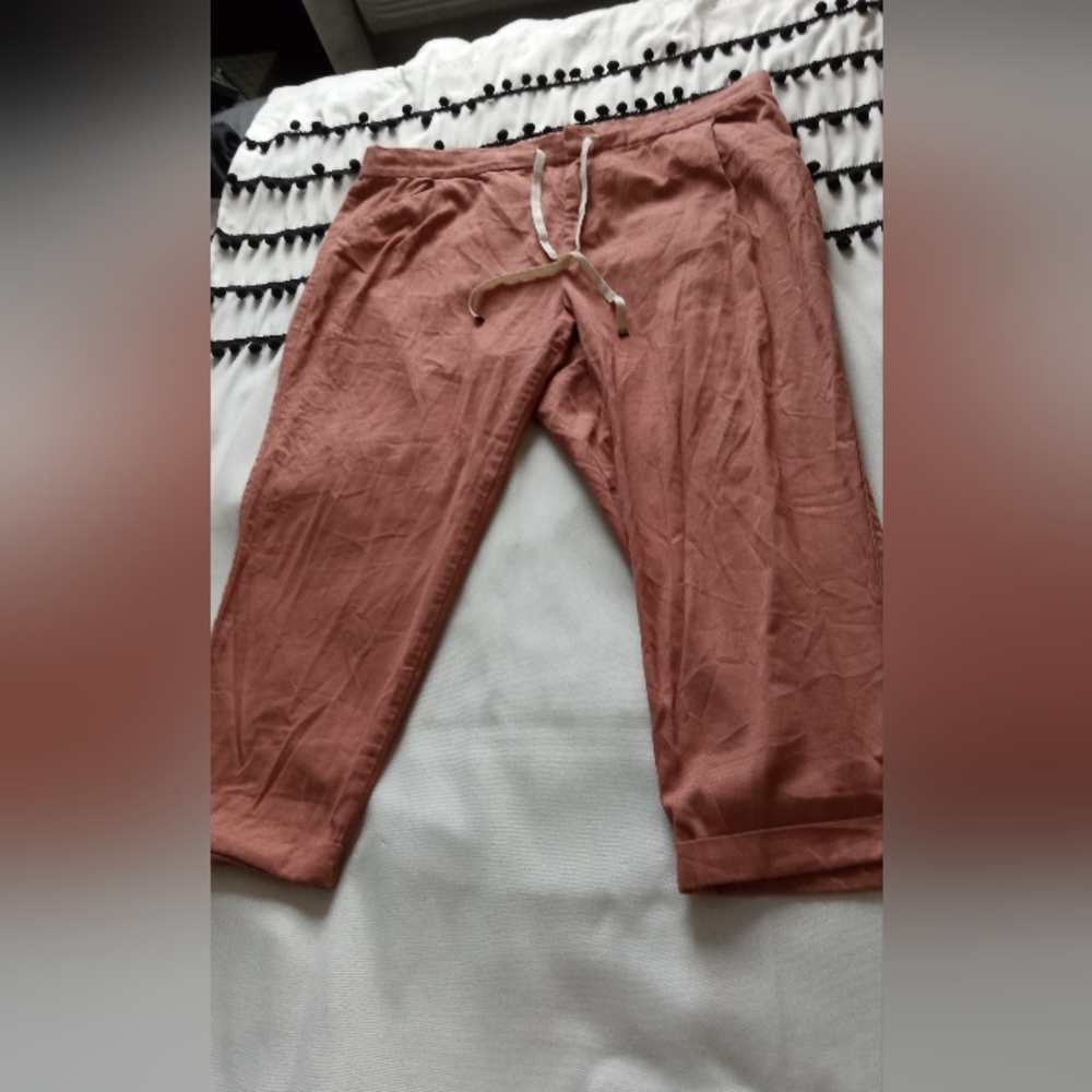Old Navy pants size 16